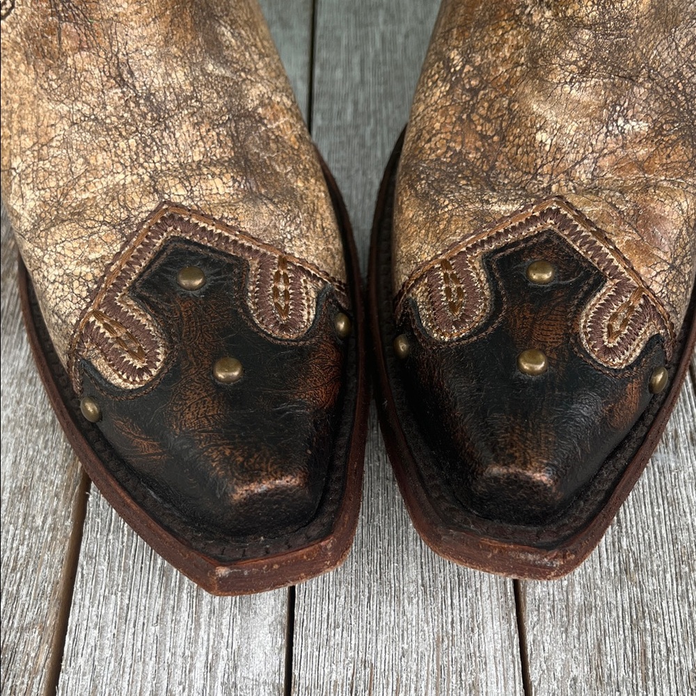 Corral Distressed Brown and Black Ankle Boots - Picture 15 of 15